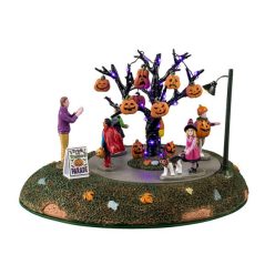 Lemax trick or treaters parade Spooky Town 2025