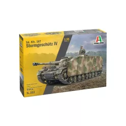Katonai modell 0223 - Sd.Kfz. 167 Sturmgeschütz IV (1:35)