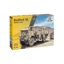Katonai modell 0241 - Bedford QL teherautó (1:35)