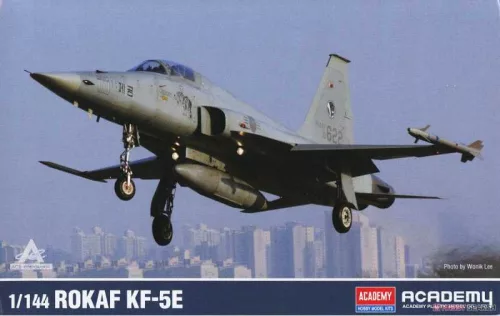 Repülőgép modell 12644 - ROKAF KF-5E (1:144)