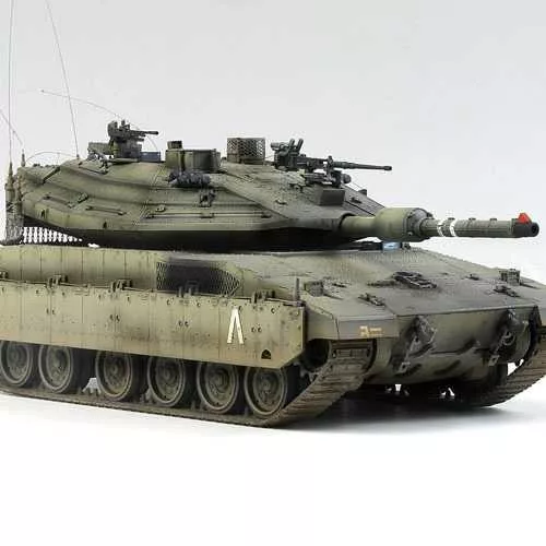 Tank modell 13227 - MERKAVA MK.IV LIC (1:35)