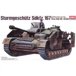 Tank modell 13235 - STURMGESCHUTZ IV (1:35)