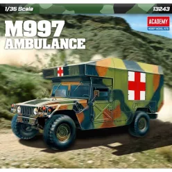 Katonai modell 13243 - M997 MAXI AMBULANCE (1:35)