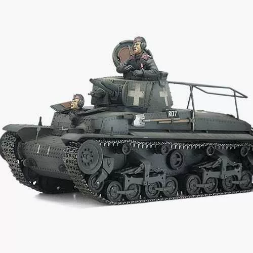 Tank modell 13313 - German Command Tank Pz.bef.wg 35(t) (1:35)