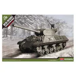   Tank modell 13500 - M4A3 (76)W "Battle of Bulge" (1:35)