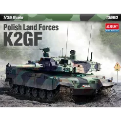 Katonai modell 13560 - Polish Land Forces K2GF (1:35)