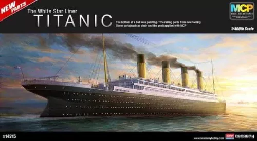 Modell  14215 - The White Star liner TITANIC MCP (1:400)